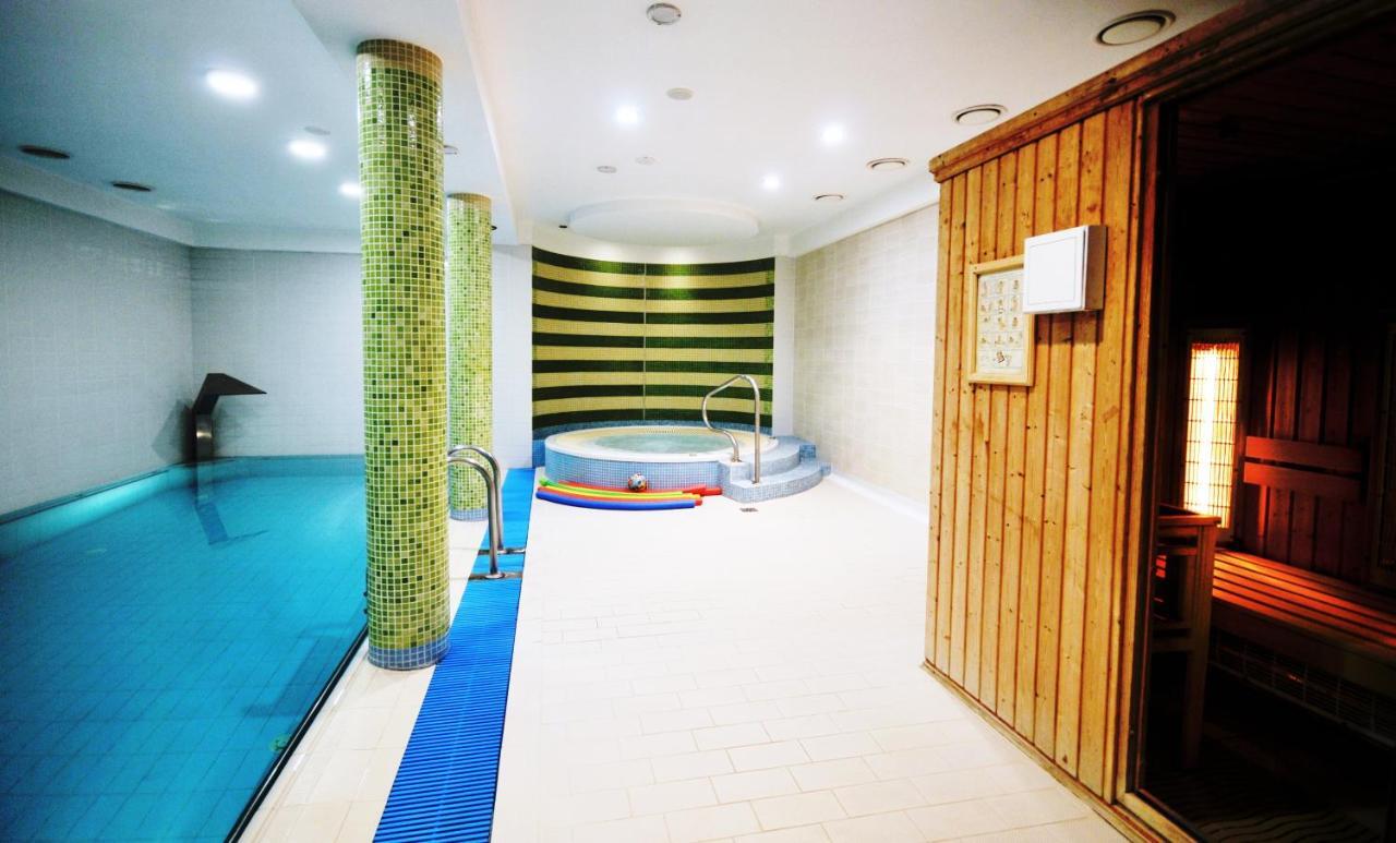 Bursztyn Spa Kolobřeh Exteriér fotografie